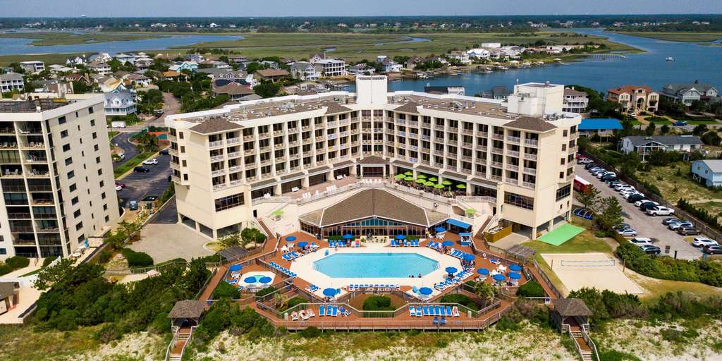 Lumina-on-Wrightsville-Beach-a-Holiday-Inn-Resort